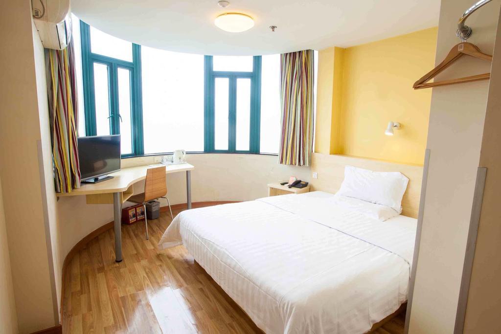 7Days Inn Chongqing Shapingba Room photo