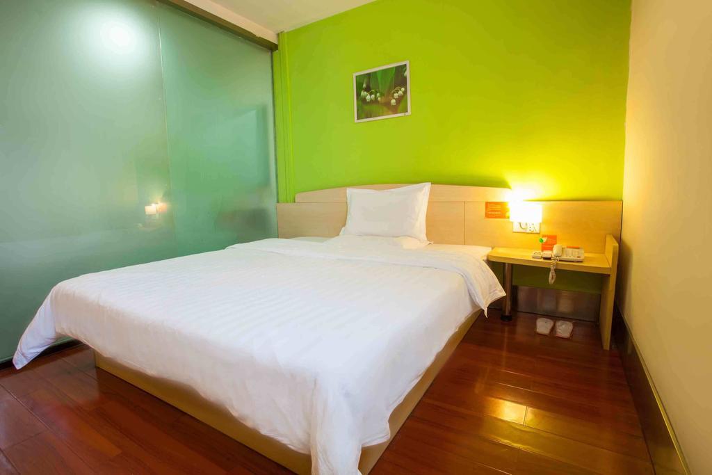 7Days Inn Chongqing Shapingba Room photo